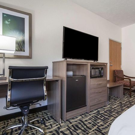 Quality Inn & Suites West Omaha - Ne Linclon Extérieur photo