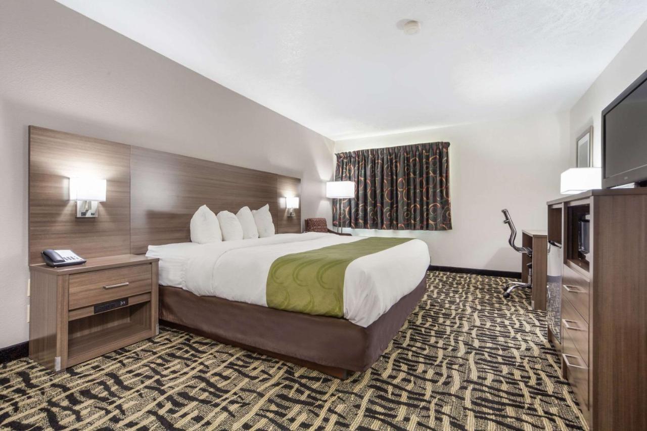 Quality Inn & Suites West Omaha - Ne Linclon Extérieur photo