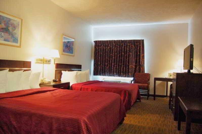 Quality Inn & Suites West Omaha - Ne Linclon Extérieur photo