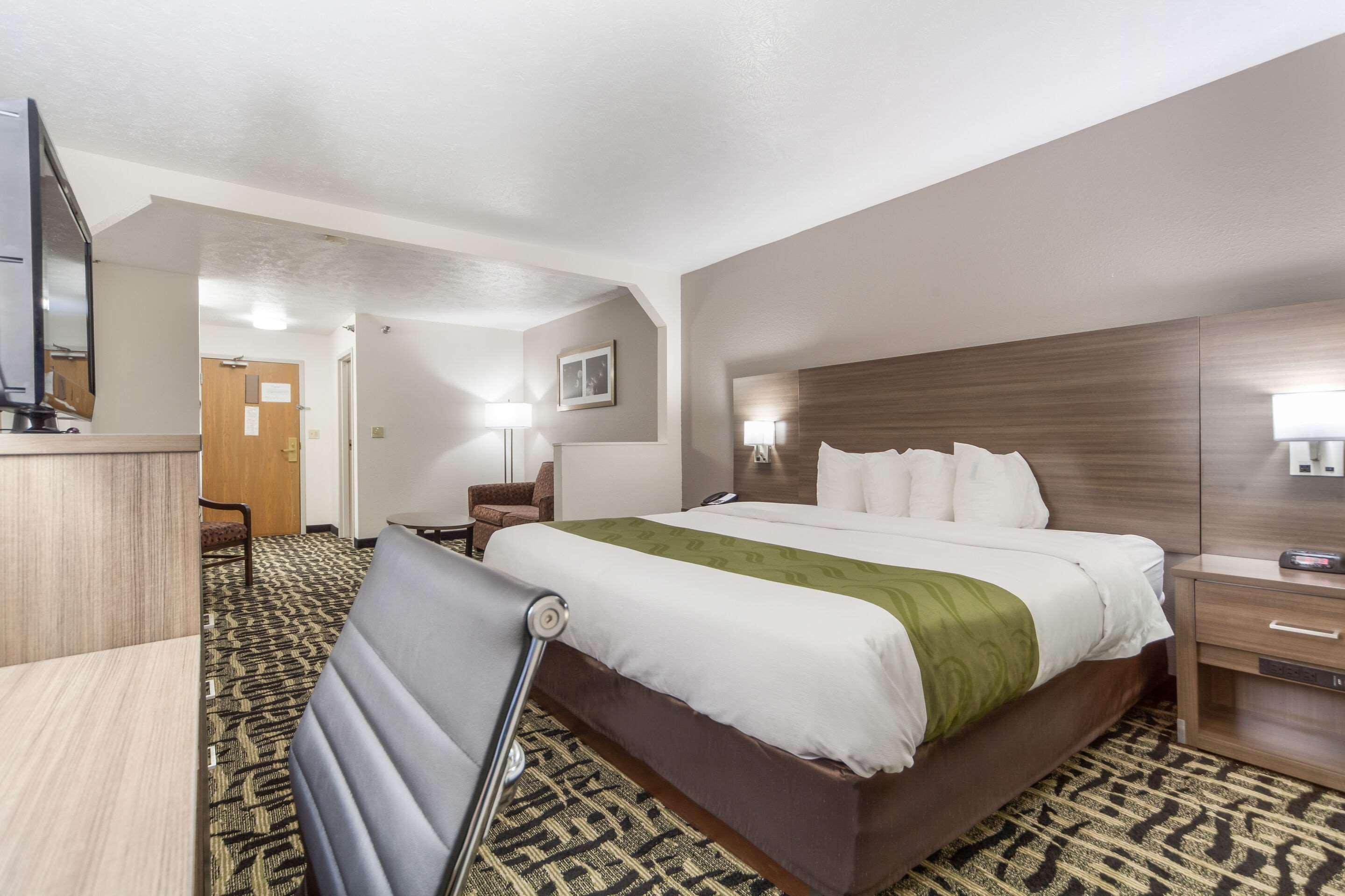 Quality Inn & Suites West Omaha - Ne Linclon Extérieur photo