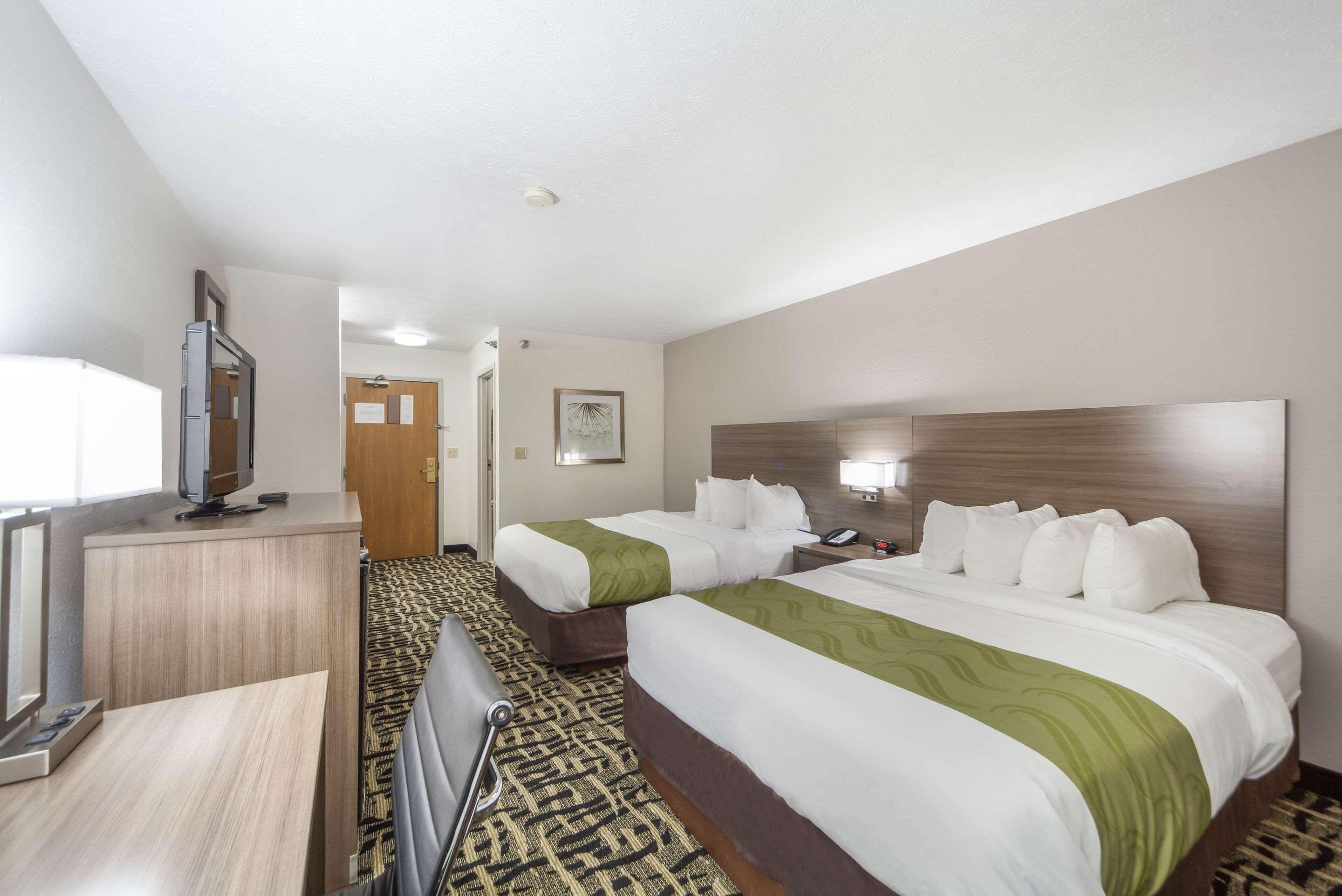 Quality Inn & Suites West Omaha - Ne Linclon Extérieur photo