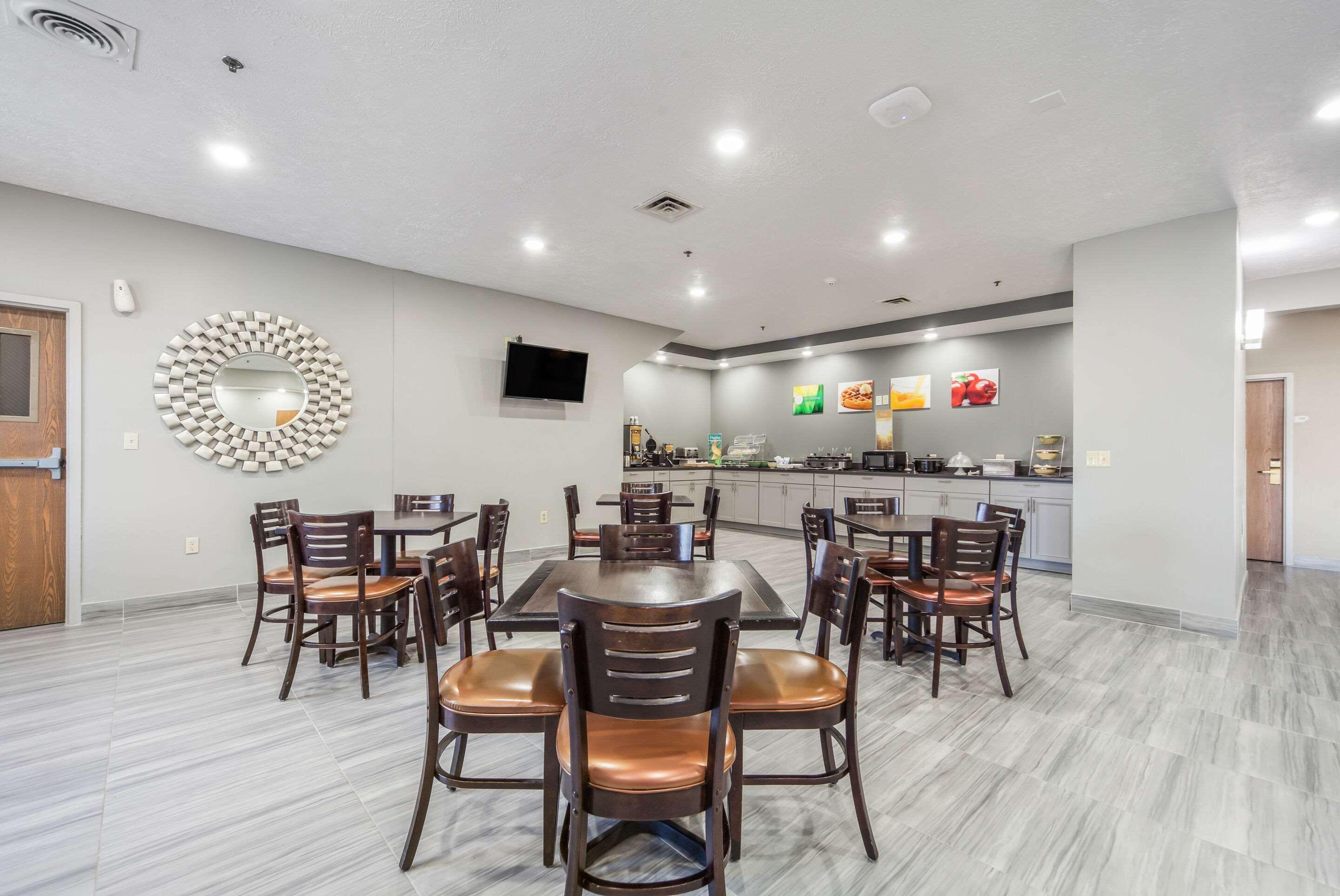 Quality Inn & Suites West Omaha - Ne Linclon Extérieur photo