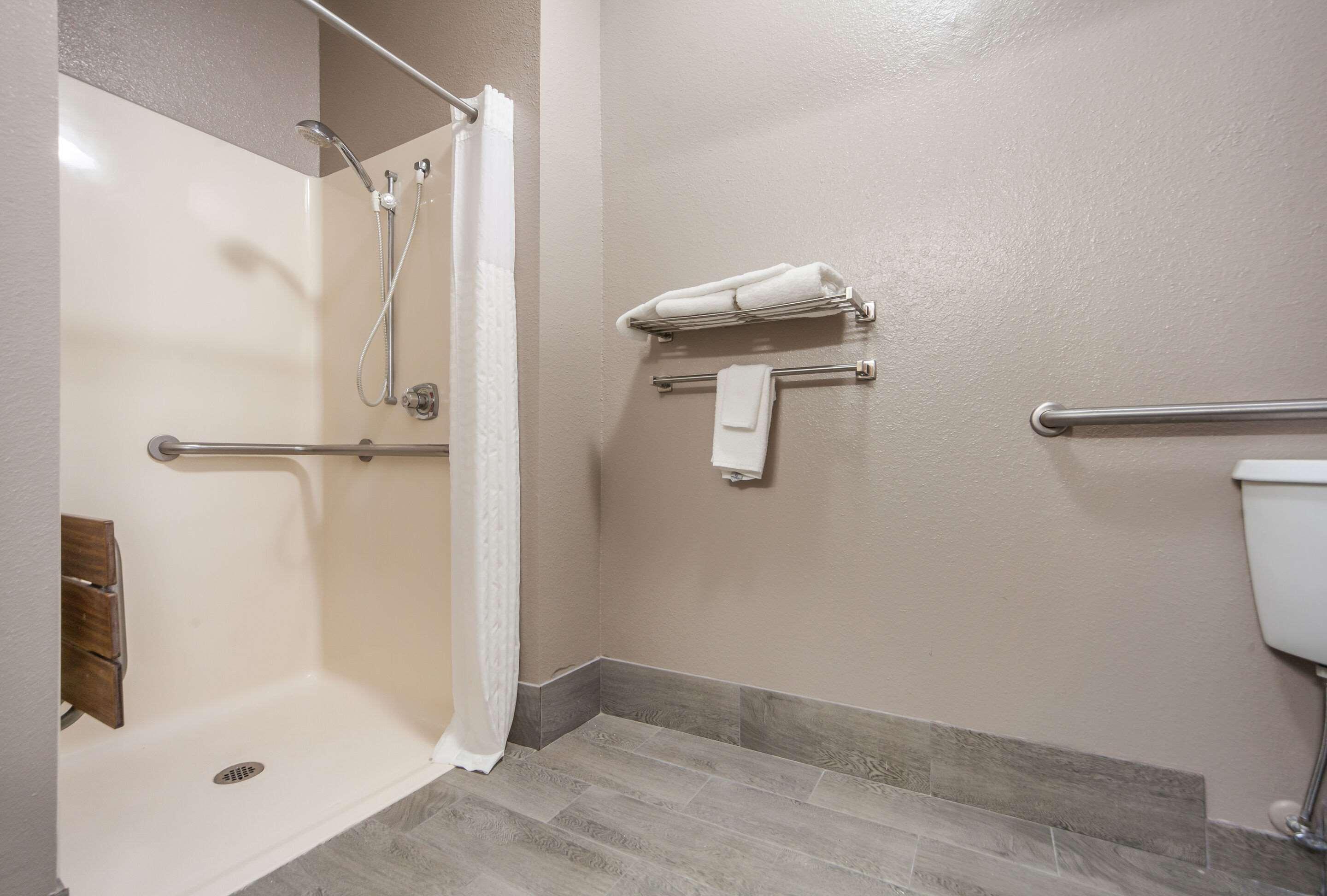 Quality Inn & Suites West Omaha - Ne Linclon Extérieur photo