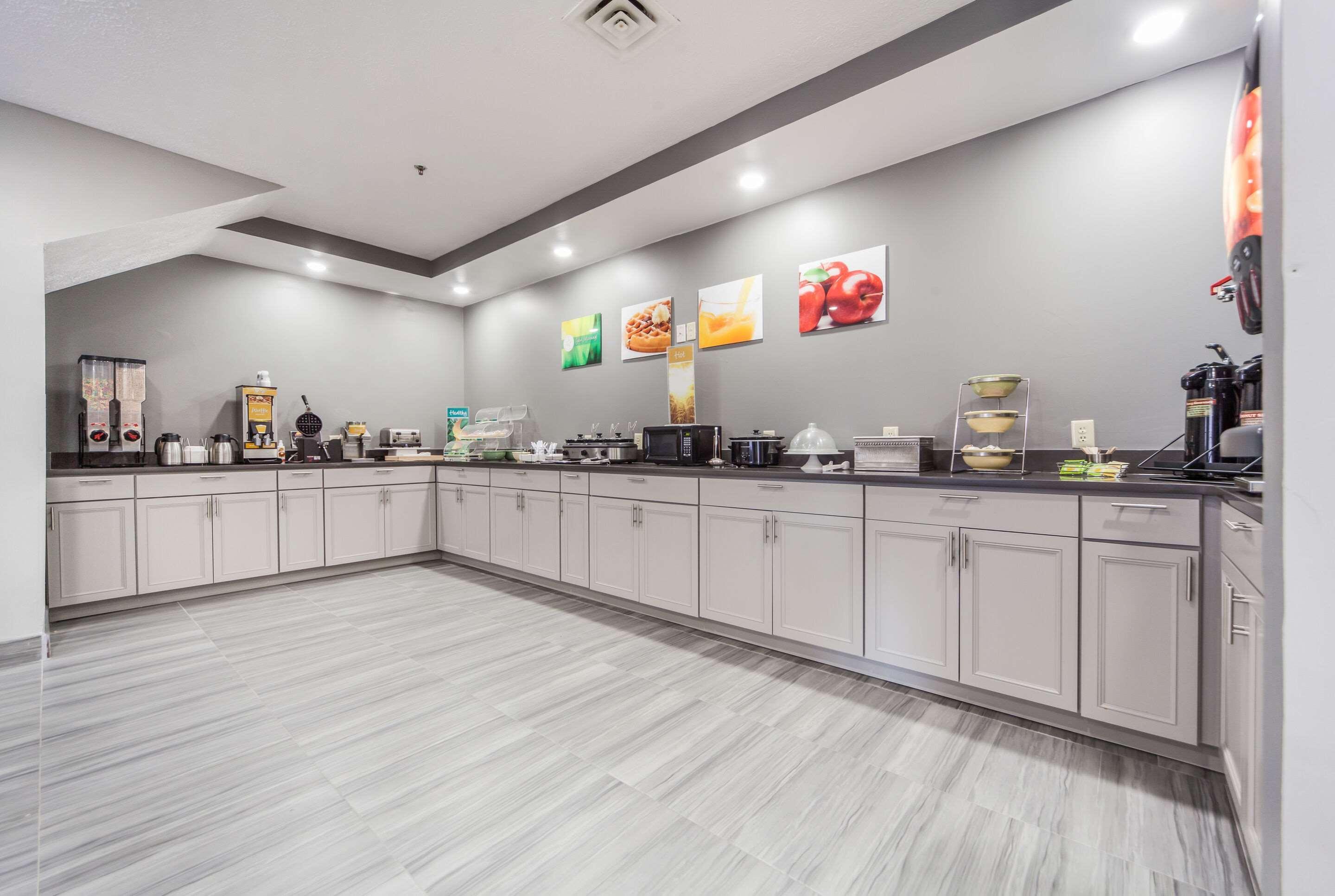 Quality Inn & Suites West Omaha - Ne Linclon Extérieur photo